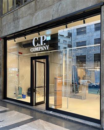 CP Company new store — foto 2 di 4