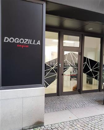 Dogozilla — foto 1 di 5