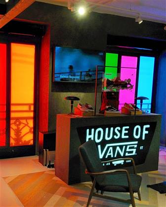Vans Europe — foto 2 di 3